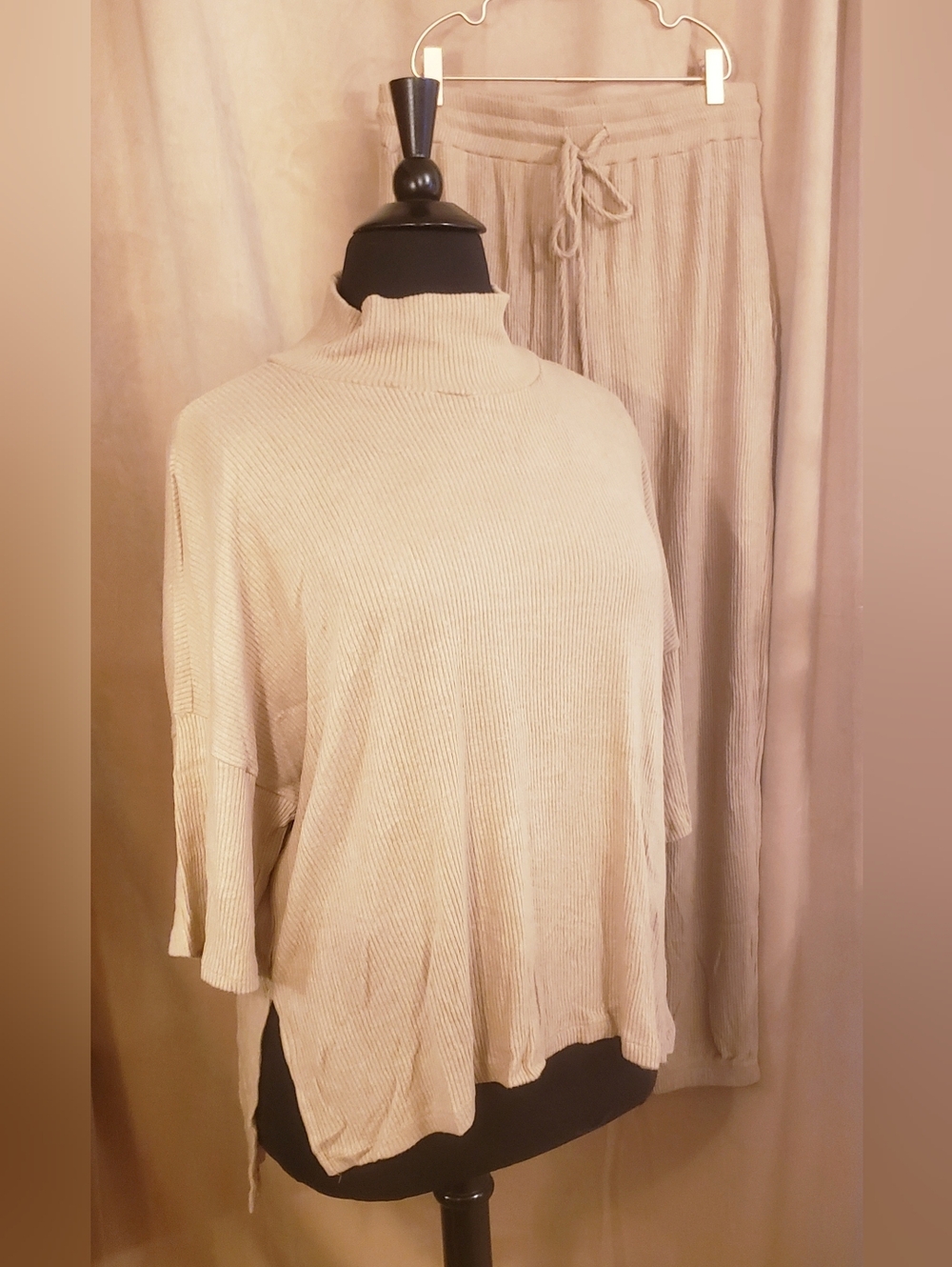 KITTENISH RIBBED MOCK TUNIC & JOGGERS